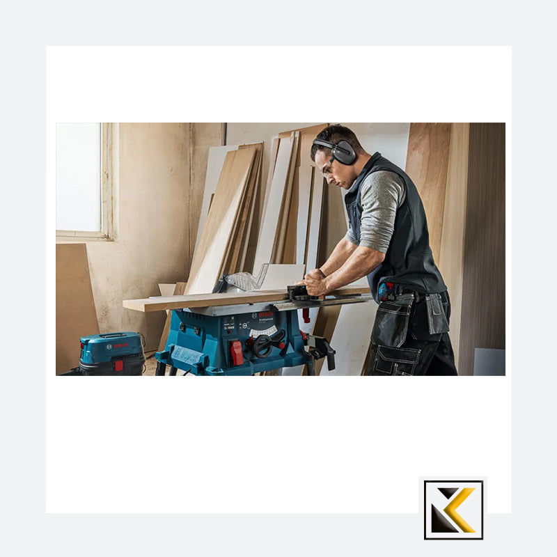 Bosch 1800W GTS 254 tafelzaag met onderstel