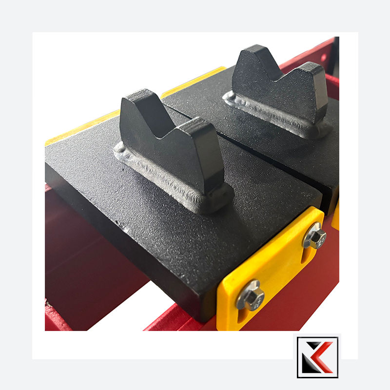 Hydraulische pers met manometer 30 tons met pedaal en afdekking